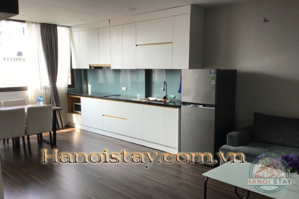 Cho thuê căn hộ dịch vụ 2 phòng ngủ giá cực tốt tại Xuân Diệu, Tây Hồ 7
