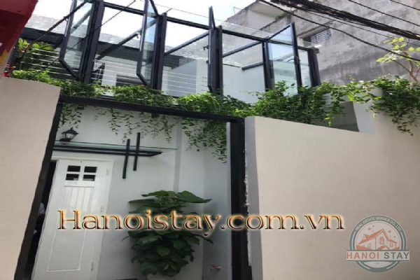 Chính chủ gửi cho thuê nhà nguyên căn tại phố Hoàng Hoa Thám, quận Ba Đình 1