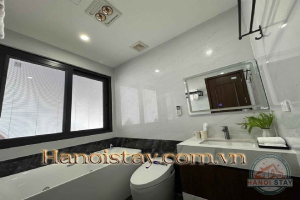Cho Thuê Ngắn/Dài Hạn Căn Hộ Cao Cấp 3 Phòng Ngủ Tại Đặng Thai Mai, Tây Hồ 2