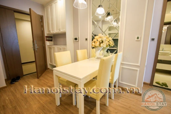 Cho người Nhật thuê căn hộ 2PN tại Vinhomes Metropolis với thiết kế tinh tế 10