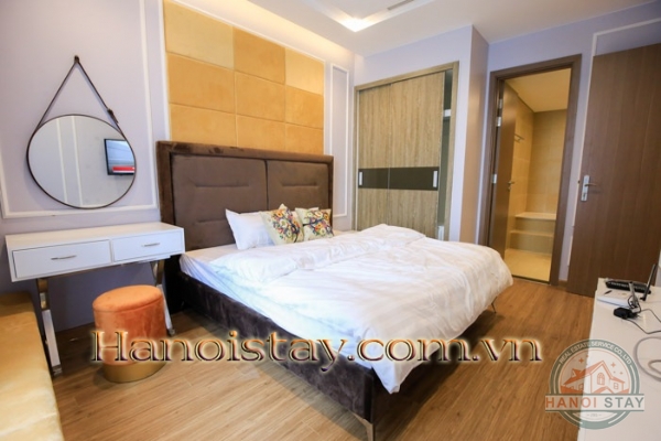 Cho người Nhật thuê căn hộ 2PN tại Vinhomes Metropolis với thiết kế tinh tế 16