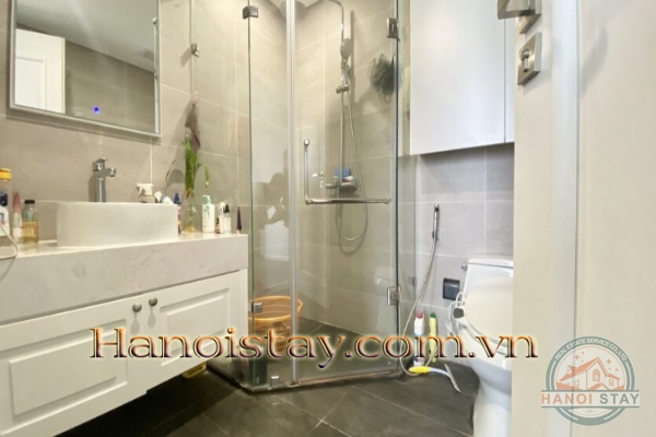 Cho thuê căn hộ 3PN view sông Hồng tòa R3 Sunshine Riverside, quận Tây Hồ, Hà Nội 4