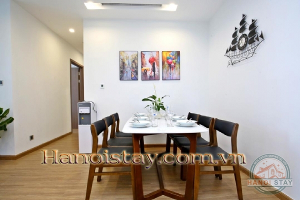 Cho người Nhật thuê căn hộ 3PN tại Vinhomes Metropolis Liễu Giai 8