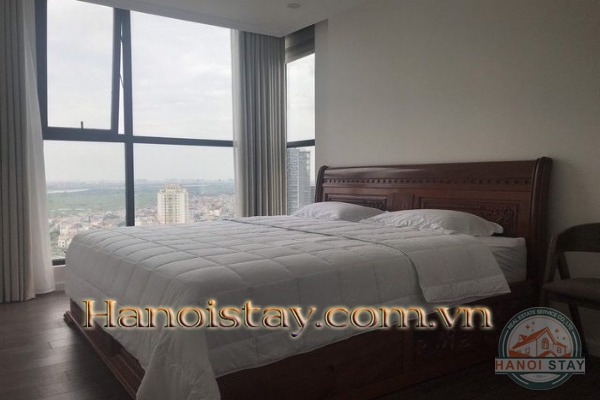 Cho thuê căn hộ chung cư Lakeview thuộc tòa R3 Sunshine Riverside, Tây Hồ, tầng cao 11