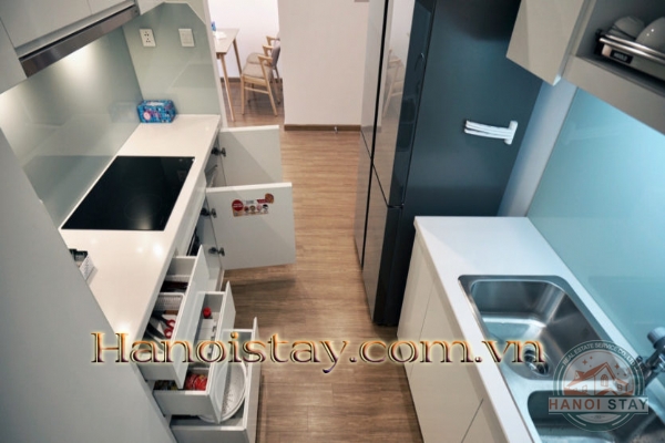 Căn hộ Vinhomes Skylake 3 phòng ngủ full nội thất cho thuê gần Keangnam building 11
